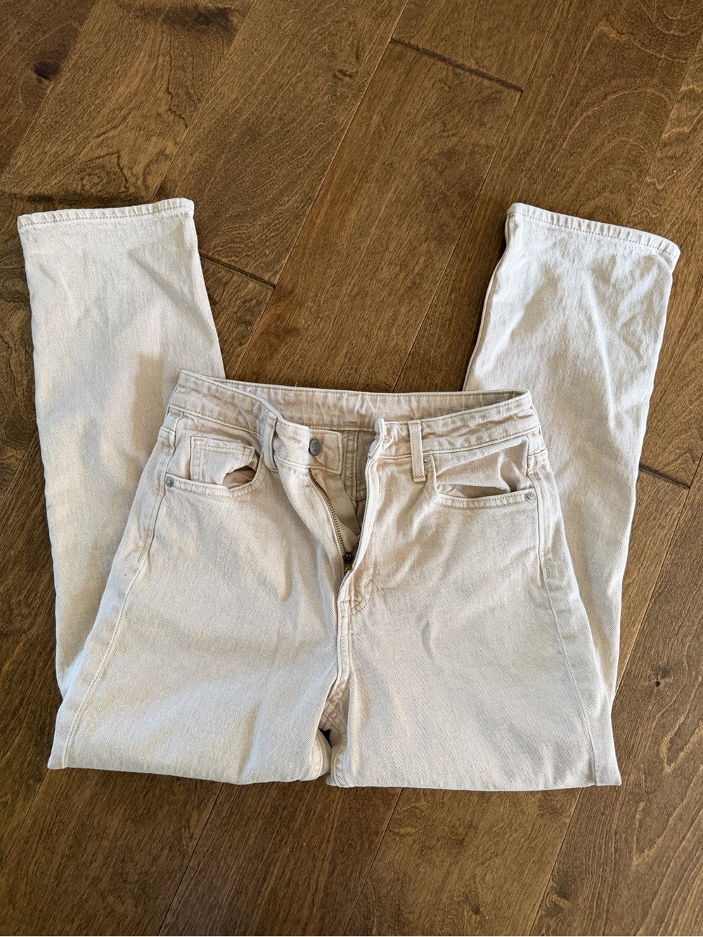 H&M Light Cream Straight-Leg Jeans